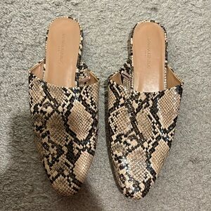 Banana republic mules